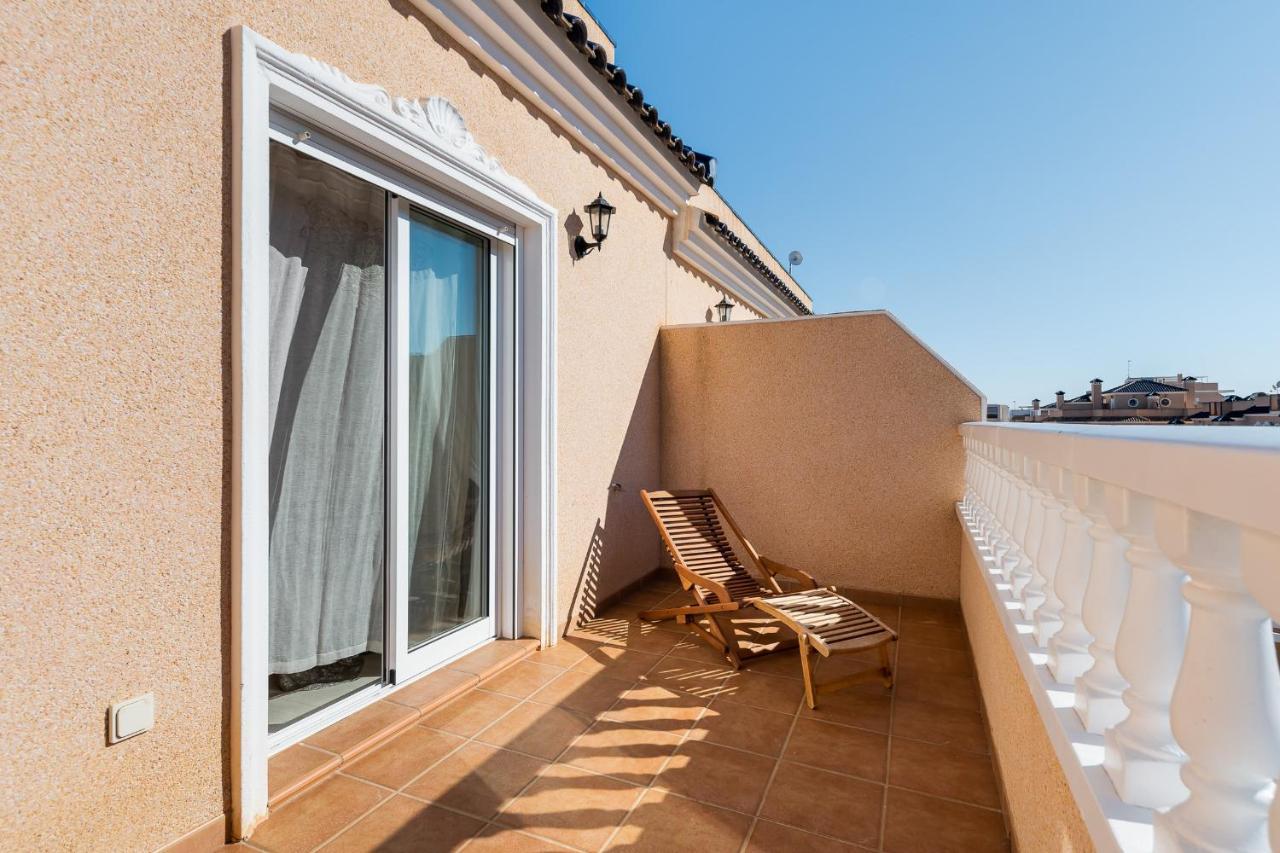 Bungalow La Zenia Cerca De La Playa Orihuela Exteriér fotografie