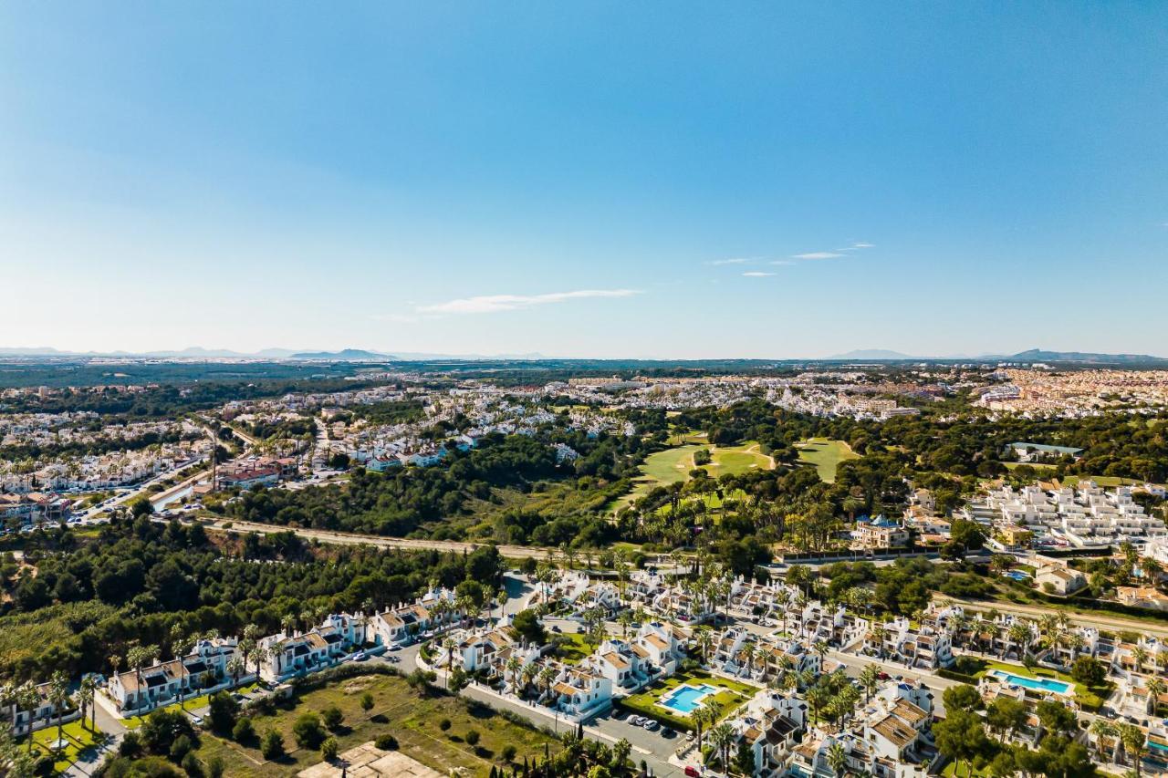 Bungalow La Zenia Cerca De La Playa Orihuela Exteriér fotografie